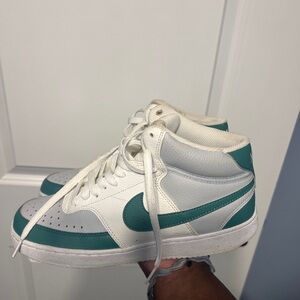 Nike White and Teal Mid-Top Sneakers